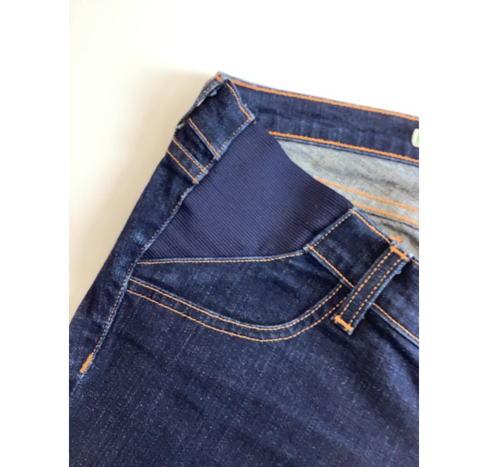 J Brand Mama Jeans (O796)